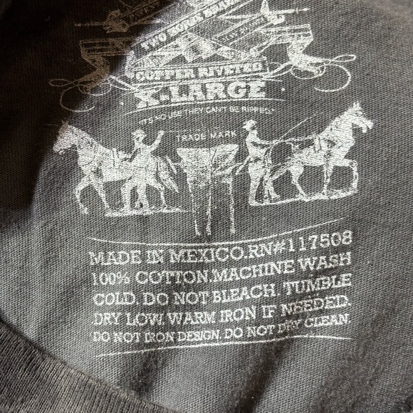 LEVI'S Men’s Classic Cotton T-Shirt Black & Gray “San Francisco” Size XL - Picture 4 of 4